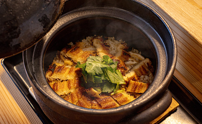 焼き穴子の土鍋ご飯